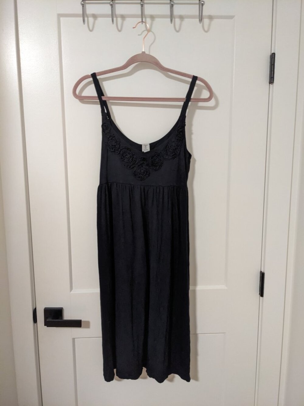 Tristan Black Sleeveless Maxi Dress Rosette Neckline Flowy Long Dress S/P - Picture 2 of 7